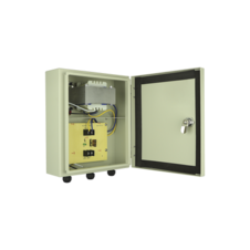 Fuente de poder profesional para Domos PTZ de 24 Vca@ 7A, para exterior; voltaje de entrada de 127 Vca.