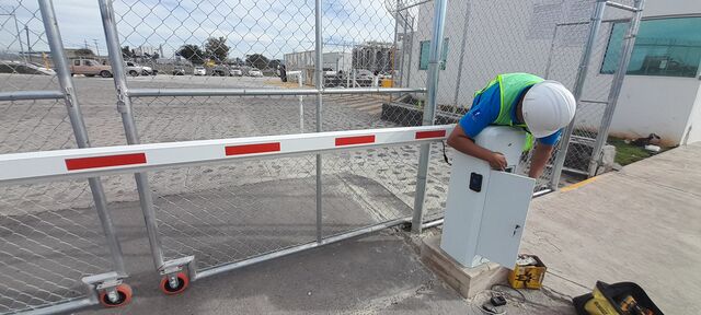 RADAR PARA BARRERA VEHICULAR