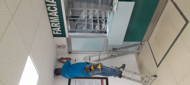 CAMARA 2 MEGAPIXELES EN FARMACIA