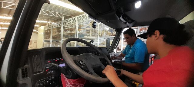 INSTALACION  DE CAMARA DE SEGURIDAD CON GPS PARA TRANSPORTE