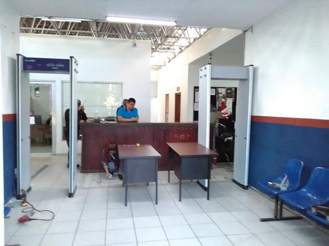 INSTALACION DETECTORES DE METAL DE 6 ZONAS