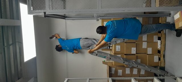 INSTALACION DE CAMARAS DE SEGURIDAD EN ALMACEN