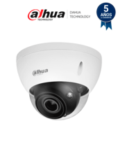 Cámara IP Domo WizMind varifocal de 4 MP y LED IR de 40m, algoritmo de aprendizaje profundo, metadatos de video, detección facial, conteo de personas, ranura Micro SD, micrófono, E/S de alarma y audio, ePoE, IP67, IK10 y SMD 3.0.